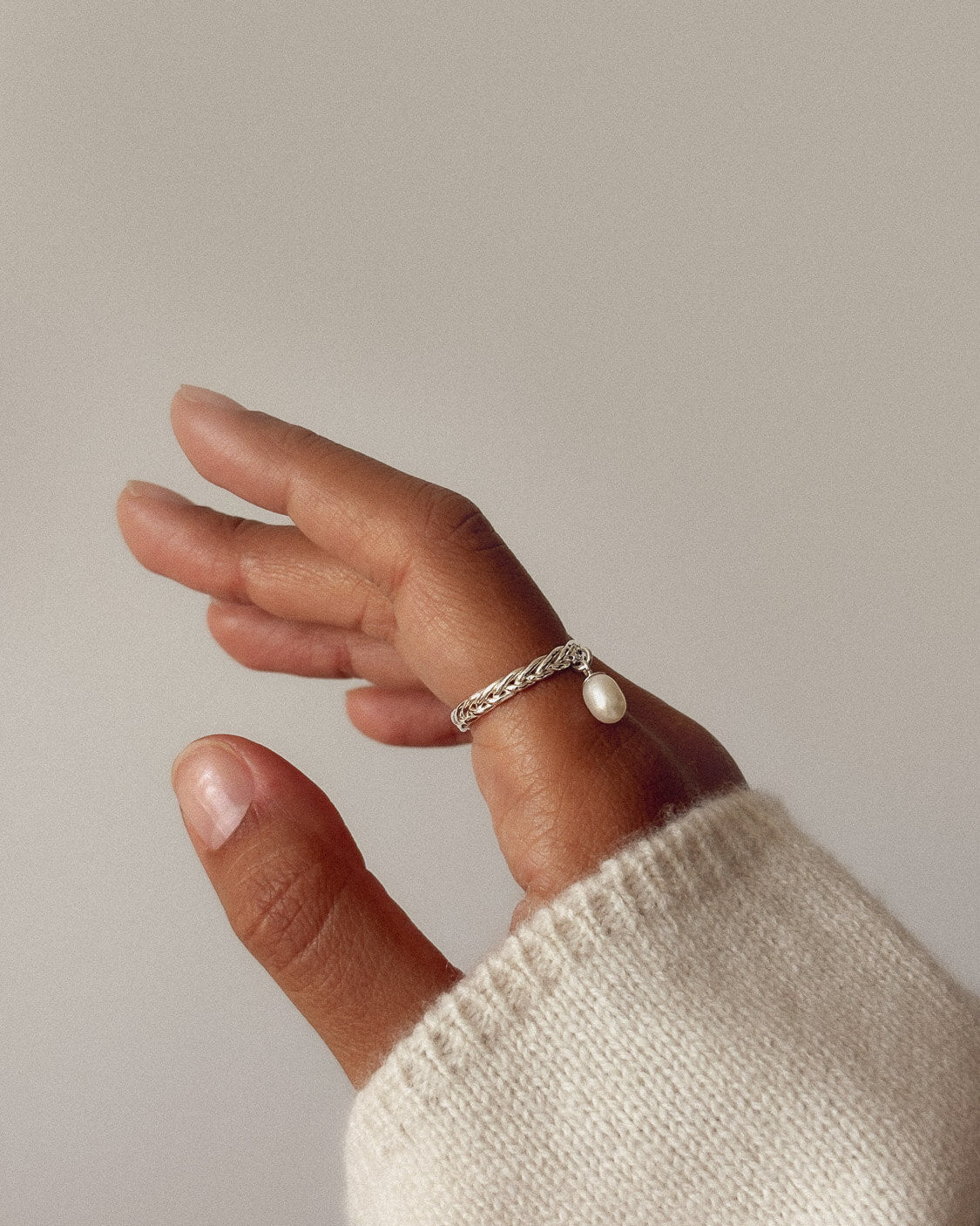 La Mélancolie No. 03 - Braided Silver Pearl Ring