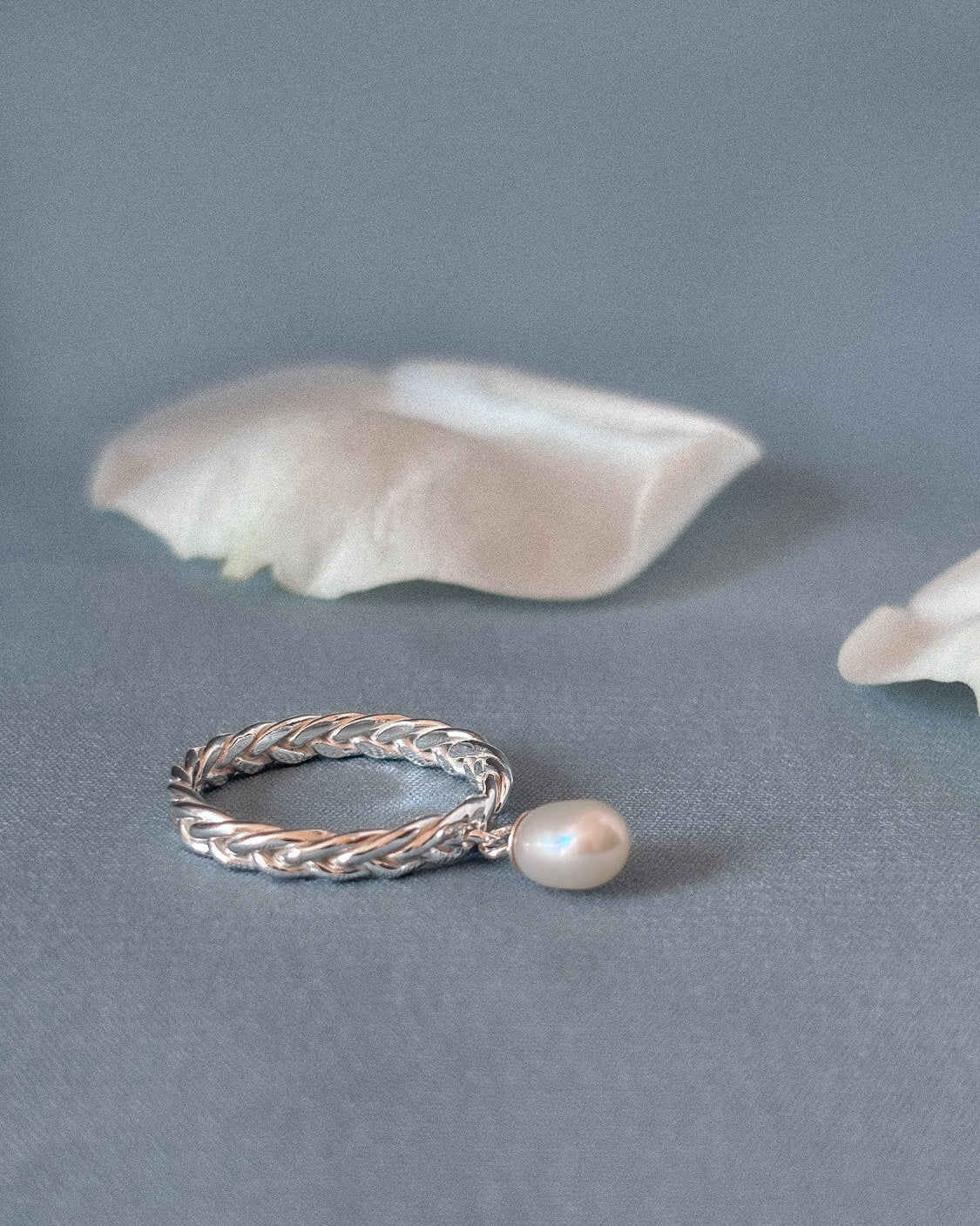 La Mélancolie No. 03 - Braided Silver Pearl Ring