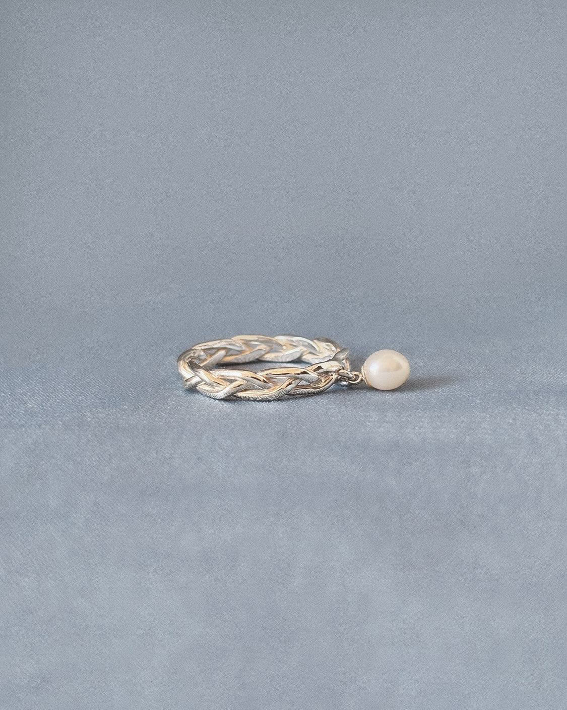 La Mélancolie No. 04 - Braided Silver Pearl Ring