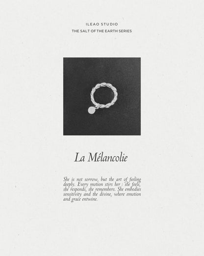 La Mélancolie - Braided Pearl Ring