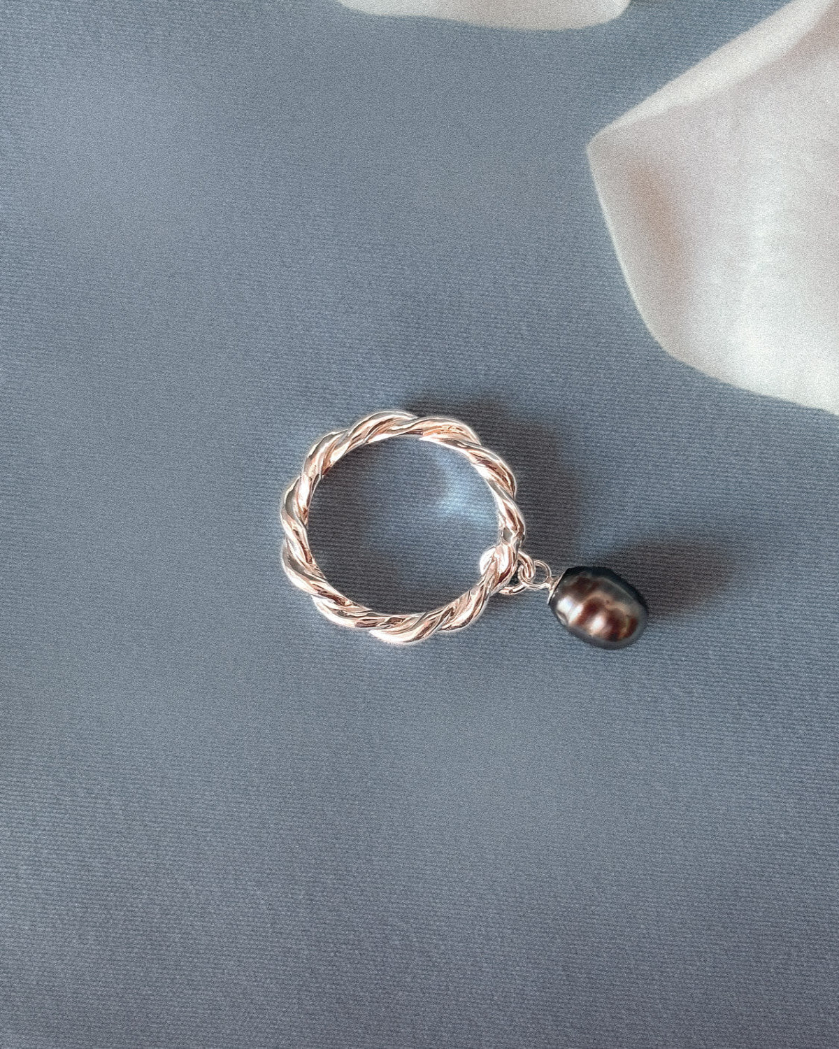 La Mélancolie No. 02 - Twisted Tahitian Keshi Pearl Ring