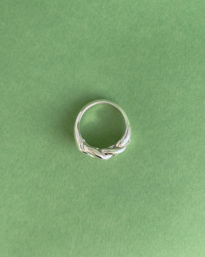 La Délicatesse – Braided Silver Ring
