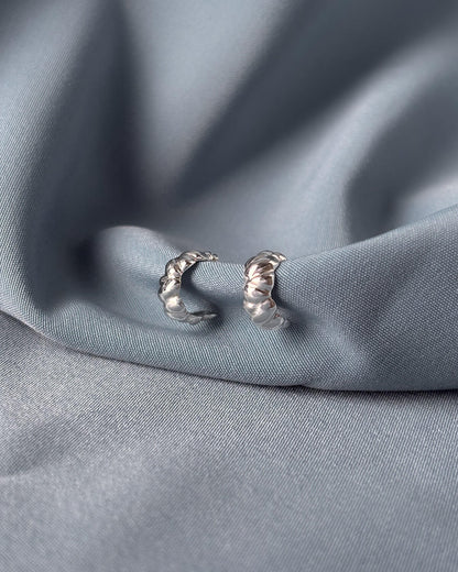 V. On Cloud Nine – Mini Hoops
