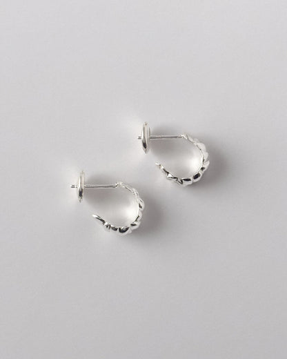 V. On Cloud Nine – Mini Hoops